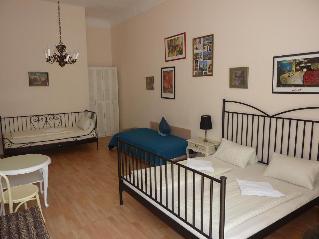 Hotel Pension Waizenegger am Kurfürstendamm Berlín Habitación foto